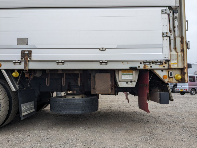 UDトラックス（日産） クオン 大型 ウィング 2PG-CG5CA(103710) 19枚目