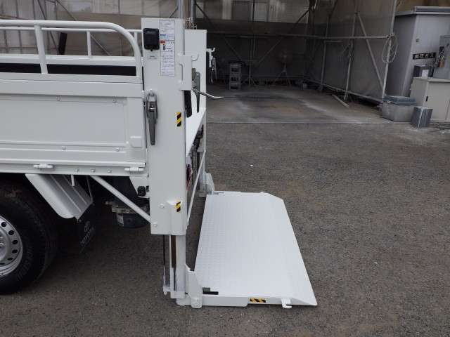 トヨタ トヨエース 小型 平ボディ ABF-TRY230(103709) 29枚目