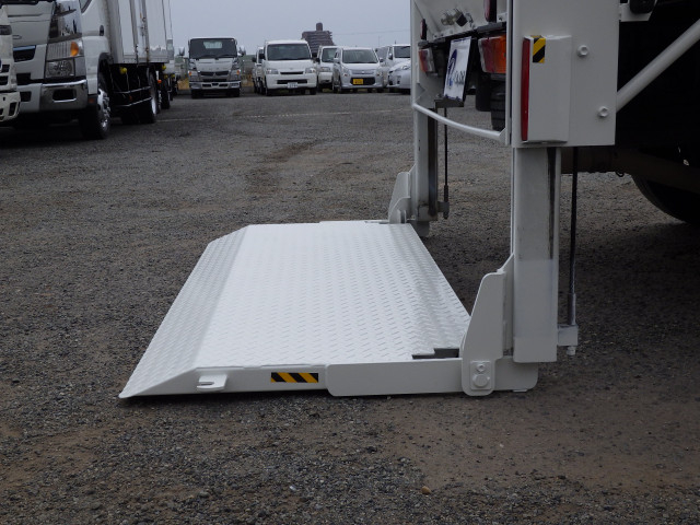 トヨタ トヨエース 小型 平ボディ ABF-TRY230(103709) 32枚目