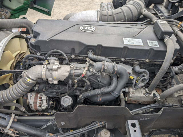 UDトラックス（日産） クオン 大型 ウィング 2PG-CG5CA(103710) 45枚目