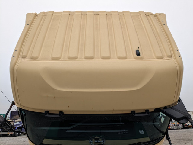 UDトラックス（日産） クオン 大型 ウィング 2PG-CG5CA(103710) 47枚目