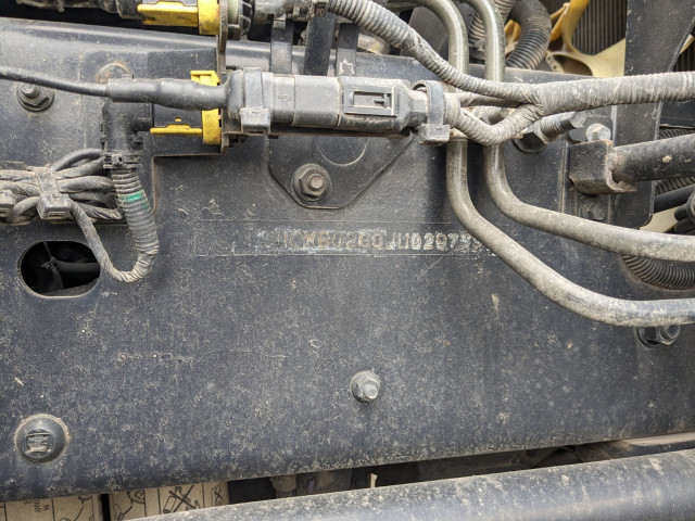 UDトラックス（日産） クオン 大型 ウィング 2PG-CG5CA(103710) 48枚目