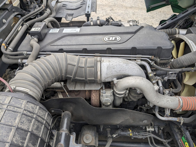 UDトラックス（日産） クオン 大型 ウィング 2PG-CG5CA(103710) 49枚目