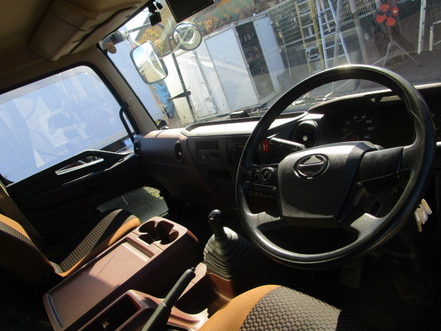 Hino ranger Small Box body 2KG-FC2ABA(103712) 10枚目