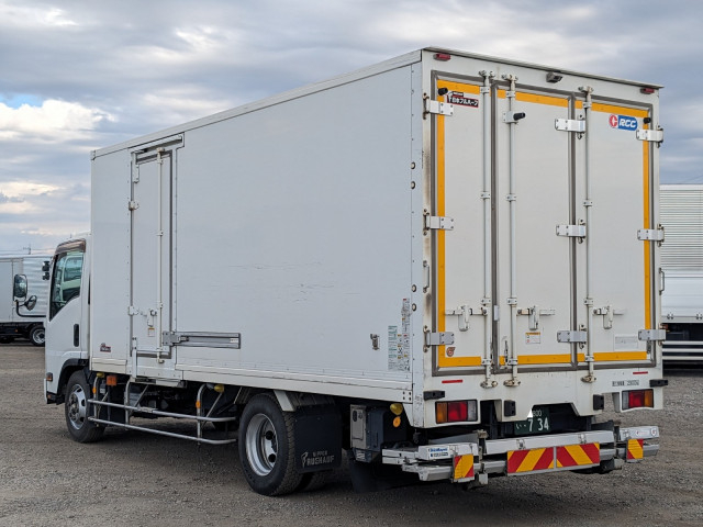 いすゞ エルフ 小型 冷蔵冷凍バン TPG-NPR85AN(103715) 3枚目