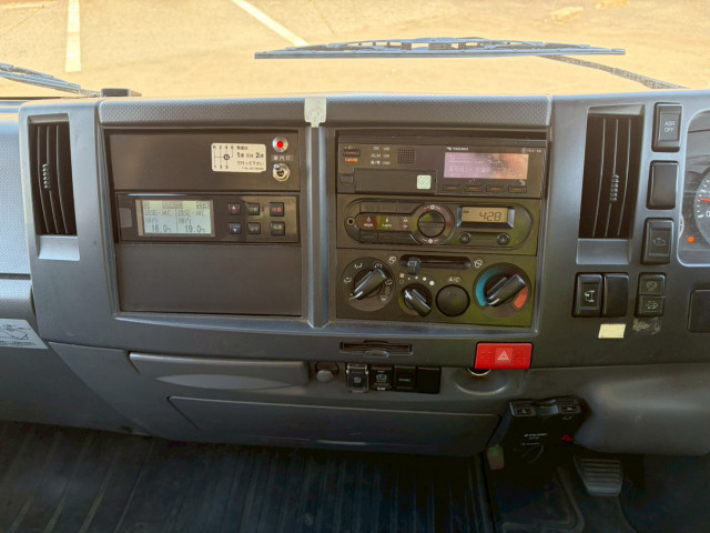 いすゞ エルフ 小型 冷蔵冷凍バン TPG-NPR85AN(103713) 41枚目