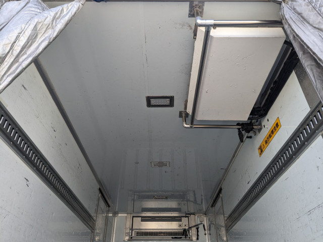 いすゞ エルフ 小型 冷蔵冷凍バン TPG-NPR85AN(103715) 15枚目