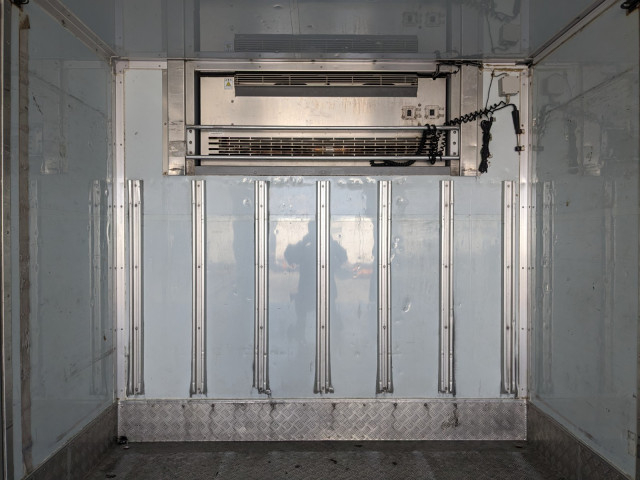 いすゞ エルフ 小型 冷蔵冷凍バン TPG-NPR85AN(103715) 18枚目