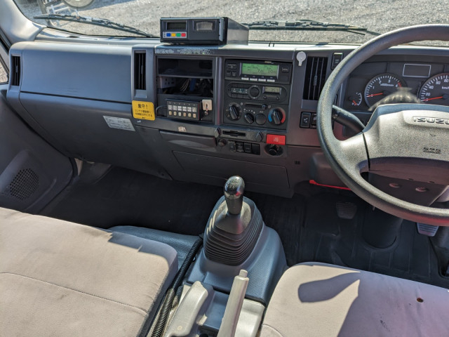 いすゞ エルフ 小型 冷蔵冷凍バン TPG-NPR85AN(103715) 28枚目