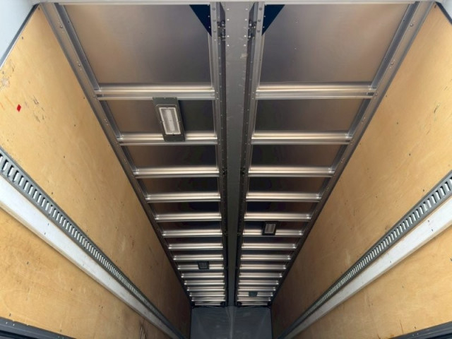 いすゞ ギガ 大型 ウィング QKG-CYL77B(103717) 11枚目