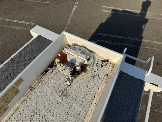 日野 レンジャー 中型 タンクローリー TKG-FC9JEAA(103718) 9枚目