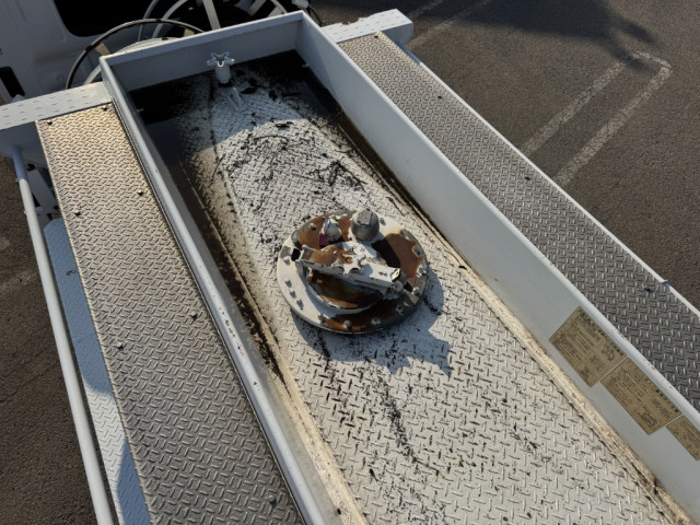 日野 レンジャー 中型 タンクローリー TKG-FC9JEAA(103718) 10枚目