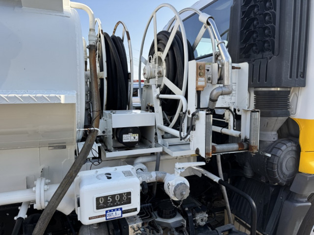 日野 レンジャー 中型 タンクローリー TKG-FC9JEAA(103718) 12枚目