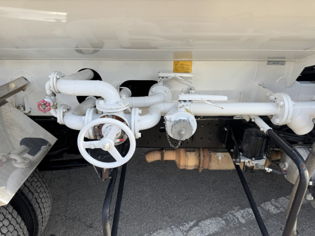 日野 レンジャー 中型 タンクローリー TKG-FC9JEAA(103718) 14枚目