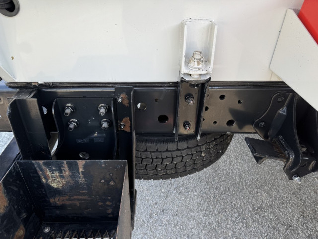 日野 レンジャー 中型 タンクローリー TKG-FC9JEAA(103718) 20枚目