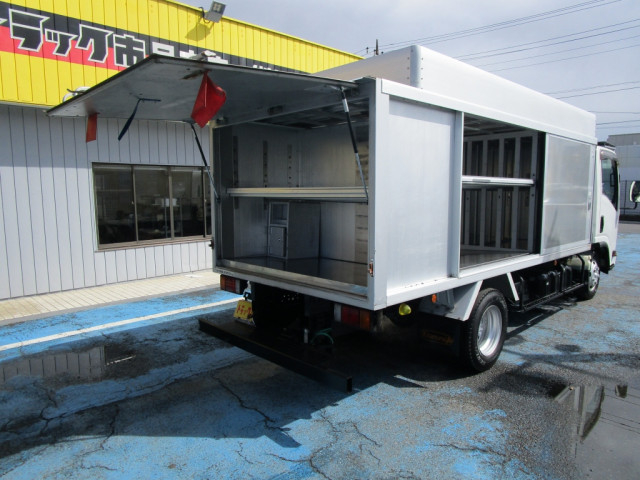 いすゞ エルフ 小型 バン TRG-NMR85AN(103723) 2枚目