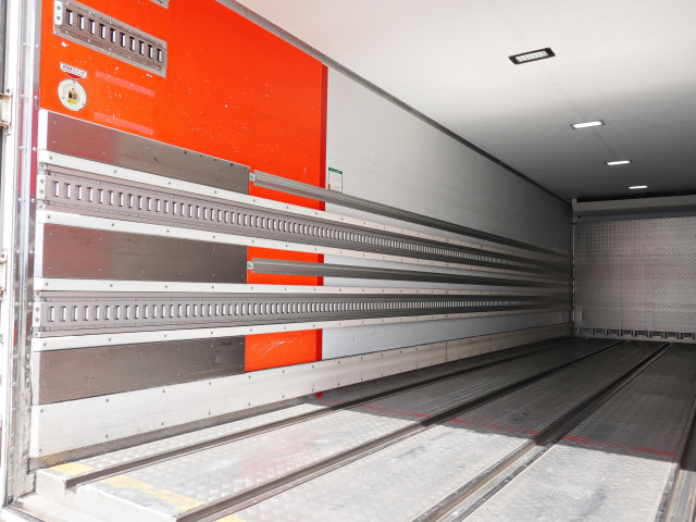 三菱ふそう スーパーグレート 大型 冷蔵冷凍バン QPG-FS64VZ(103724) 17枚目