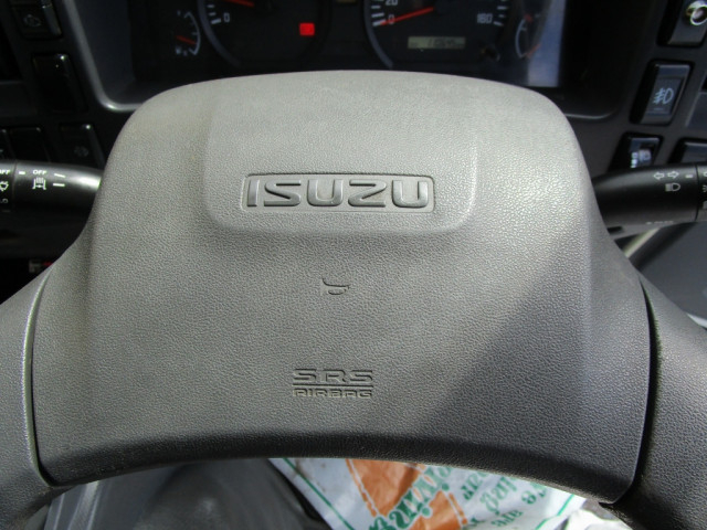 いすゞ エルフ 小型 バン TRG-NMR85AN(103723) 33枚目