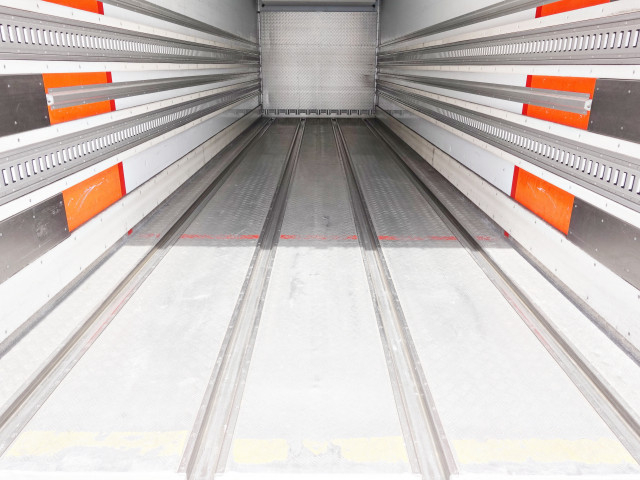 三菱ふそう スーパーグレート 大型 冷蔵冷凍バン QPG-FS64VZ(103724) 20枚目