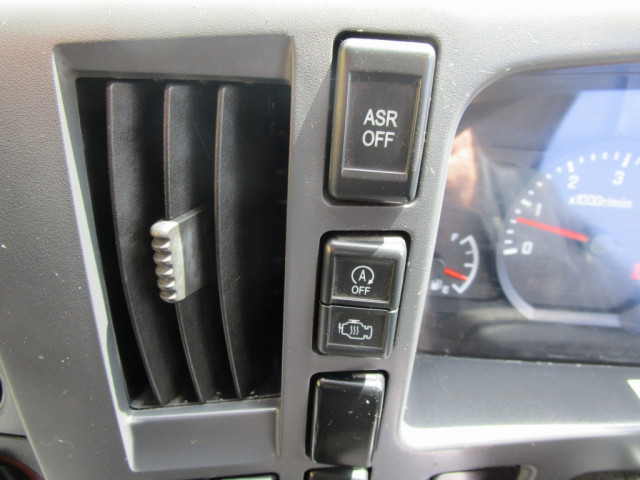 いすゞ エルフ 小型 バン TRG-NMR85AN(103723) 35枚目