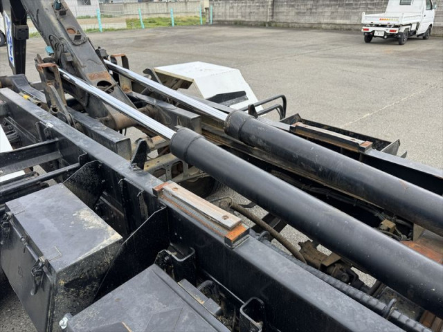 三菱ふそう ファイター 中型 コンテナ専用車 TKG-FK71F(103726) 12枚目