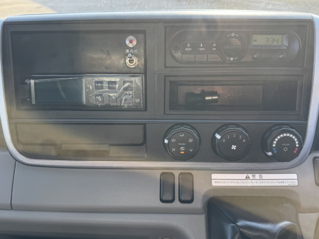 三菱ふそう キャンター 小型 冷蔵冷凍バン 2PG-FEB90(103727) 31枚目