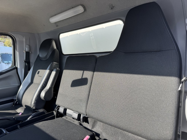 三菱ふそう キャンター 小型 冷蔵冷凍バン 2PG-FEB90(103727) 34枚目