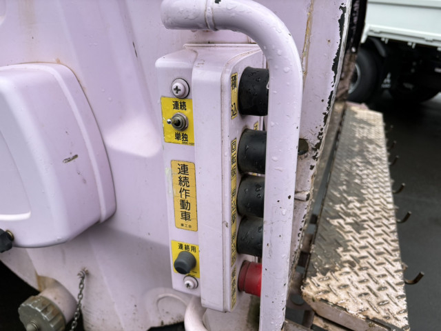 いすゞ エルフ 小型 塵芥車（プレス式） TPG-NMR85N(103728) 11枚目