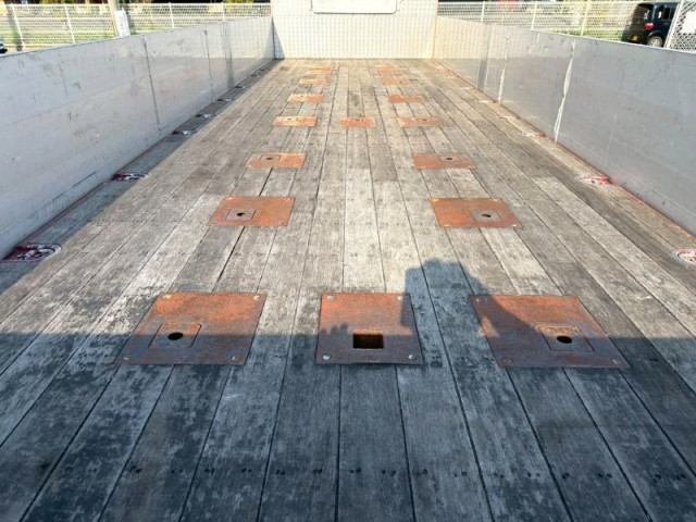 いすゞ ギガ 大型 平ボディ QKG-CYL77BM(103729) 5枚目