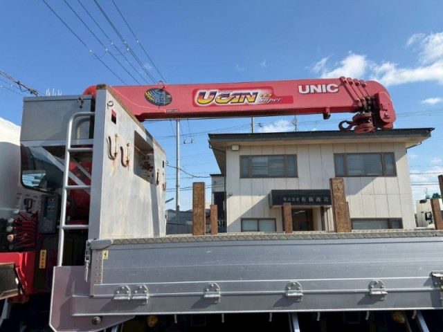 いすゞ ギガ 大型 平ボディ（クレーン付） QKG-CYZ77BM(103730) 10枚目