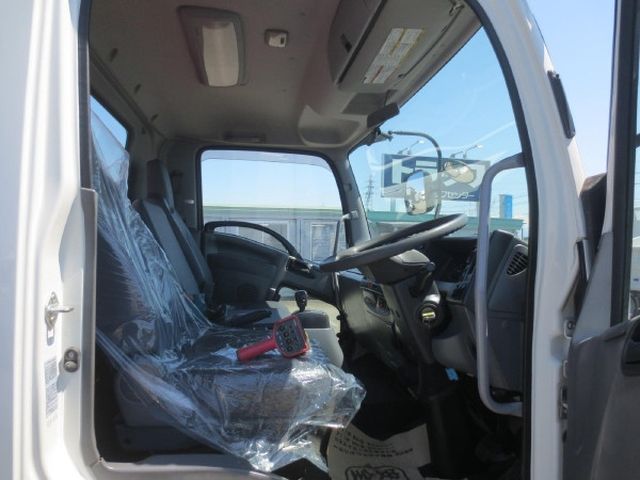 いすゞ フォワード 中型 平ボディ（クレーン付） TKG-FRR90S1(103734) 14枚目