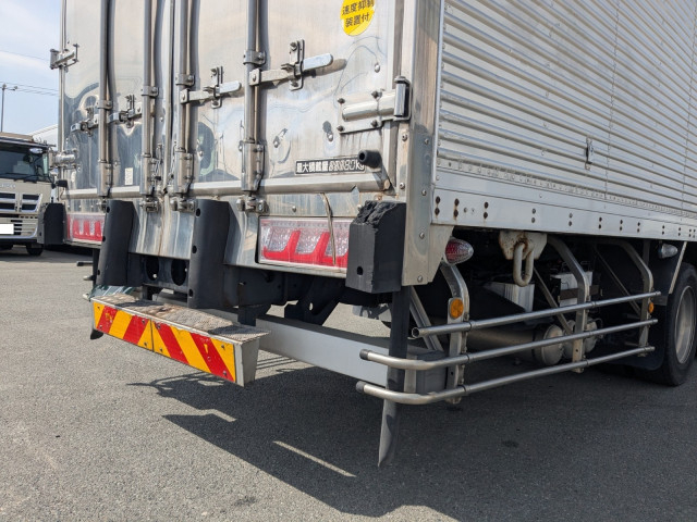 UDトラックス（日産） クオン 大型 冷蔵冷凍バン QKG-CG5ZA(103742) 7枚目