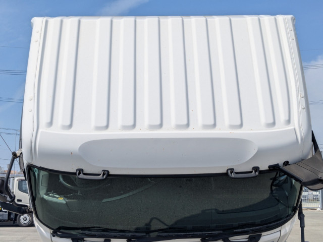 UDトラックス（日産） クオン 大型 冷蔵冷凍バン QKG-CG5ZA(103742) 42枚目