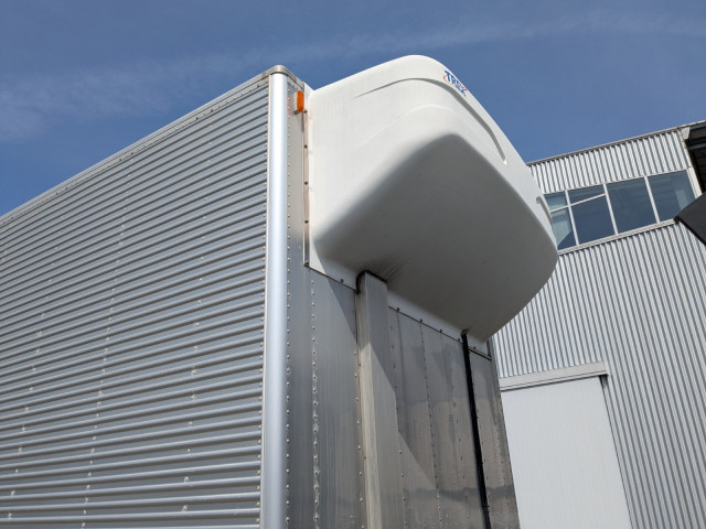 UDトラックス（日産） クオン 大型 冷蔵冷凍バン QKG-CG5ZA(103742) 44枚目