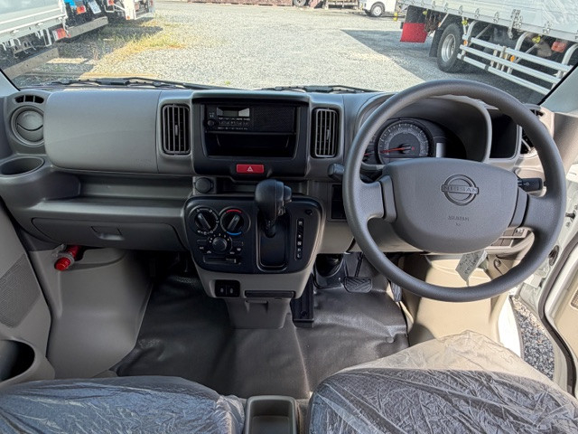 Nissan clipper k Kei van and passenger car 5BD-DR17V(103744) 12枚目