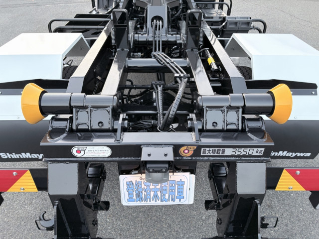 三菱ふそう ファイター 中型 コンテナ専用車 2KG-FK72F(103746) 16枚目