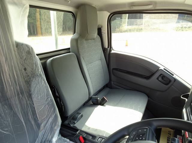 Isuzu elf Small Flat body 2TG-NJR88AF(103745) 34枚目