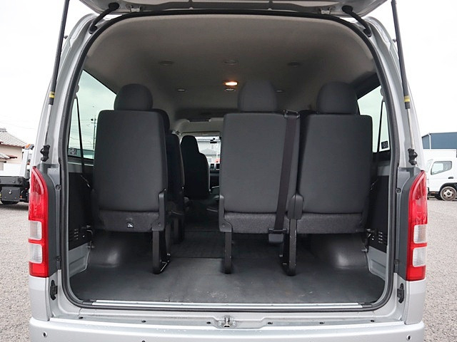 トヨタ ハイエース 小型 バン 3BA-TRH214W(103750) 11枚目