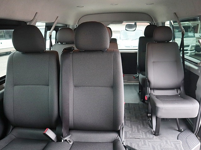 トヨタ ハイエース 小型 バン 3BA-TRH214W(103750) 14枚目