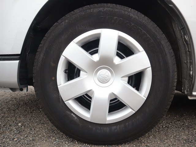 トヨタ ハイエース 小型 バン 3BA-TRH214W(103750) 25枚目