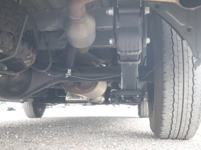 トヨタ ハイエース 小型 バン 3BA-TRH214W(103750) 28枚目