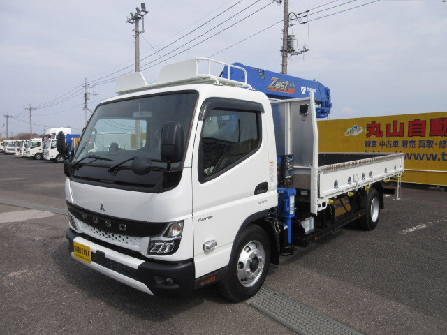 三菱ふそう キャンター 小型 平ボディ（クレーン付） 2PG-FEB80(103751) 1枚目