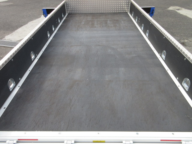 三菱ふそう キャンター 小型 平ボディ（クレーン付） 2PG-FEB80(103751) 12枚目