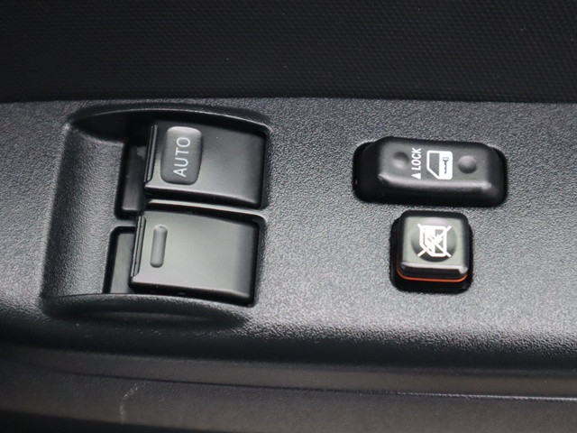 トヨタ ハイエース 小型 バン 3BA-TRH214W(103750) 40枚目