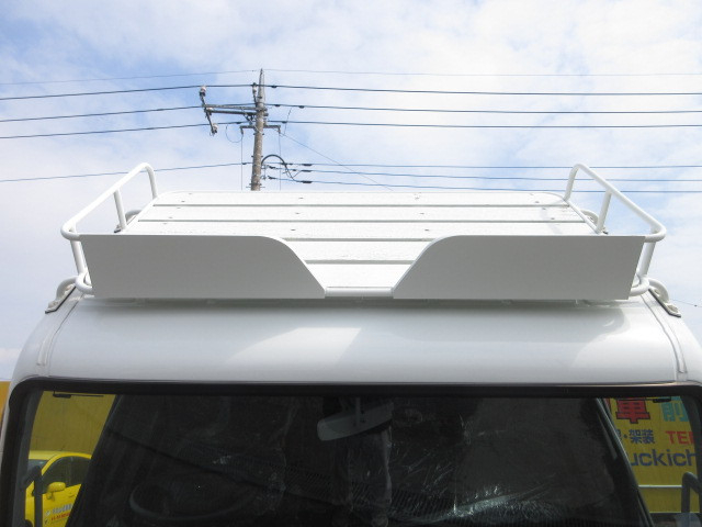 三菱ふそう キャンター 小型 平ボディ（クレーン付） 2PG-FEB80(103751) 14枚目