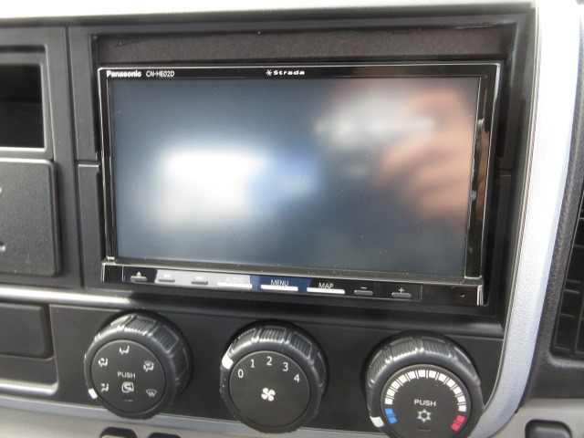 三菱ふそう キャンター 小型 平ボディ（クレーン付） 2PG-FEB80(103751) 19枚目