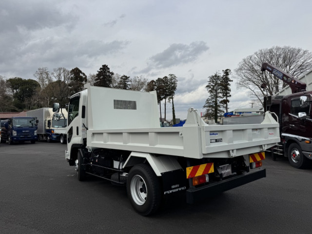 いすゞ フォワード 中型 土砂ダンプ 2RG-FRR90S3(103752) 4枚目