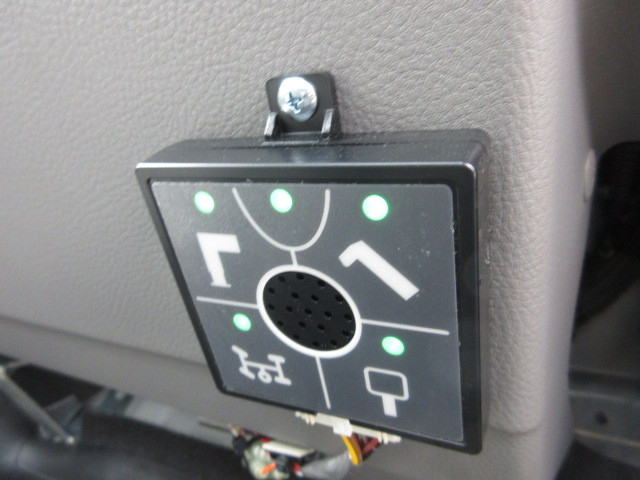 三菱ふそう キャンター 小型 平ボディ（クレーン付） 2PG-FEB80(103751) 20枚目