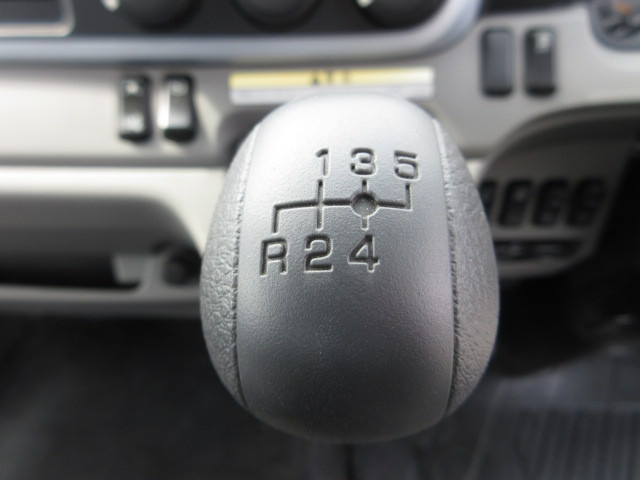 三菱ふそう キャンター 小型 平ボディ（クレーン付） 2PG-FEB80(103751) 21枚目