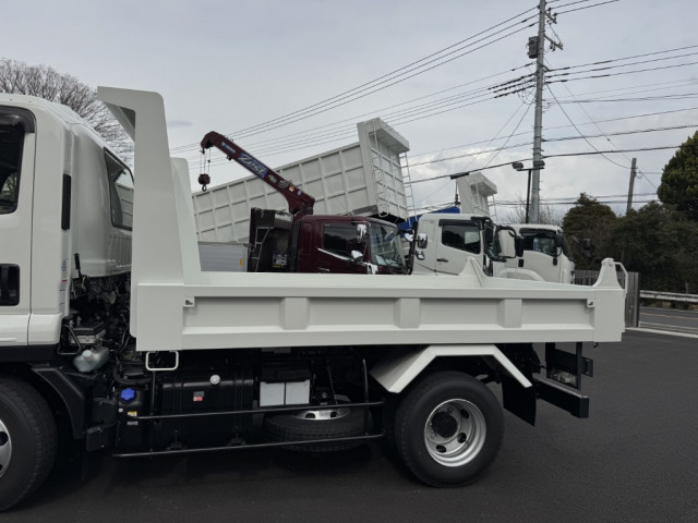 いすゞ フォワード 中型 土砂ダンプ 2RG-FRR90S3(103752) 7枚目